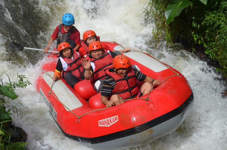 wahana-wisata-rafting-pangalengan-bandung-selatan-22