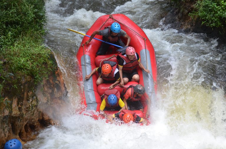wahana-wisata-rafting-pangalengan-bandung-selatan-29