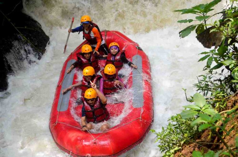 harga rafting Pangalengan Bandung3