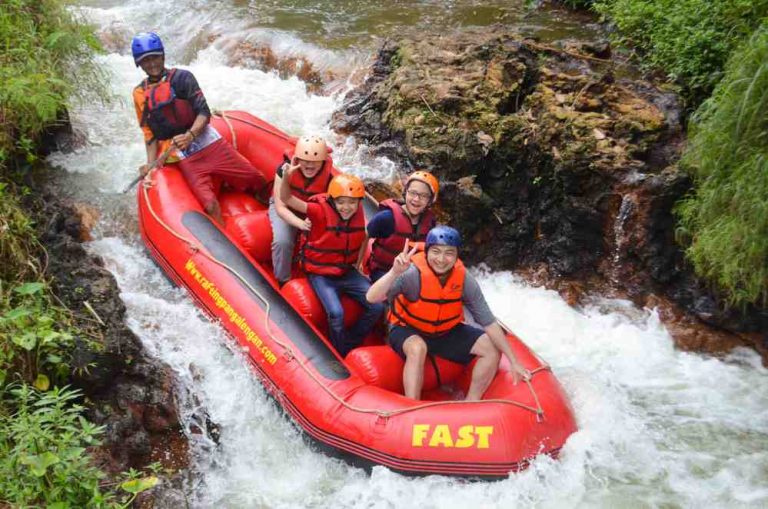 arung jeram Bandung1